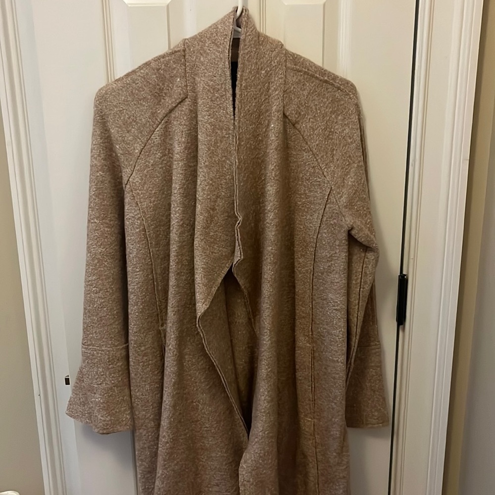 Gorgeous NWT Tahari jacket